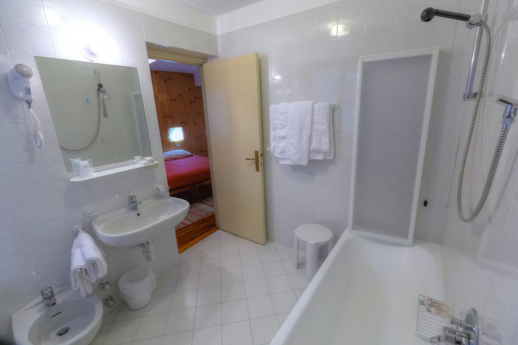 Albergo K2 Madesimo Esterno foto